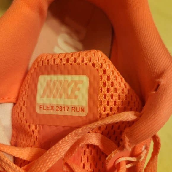 Nike Flex 2017 Run Shoes Womens Size 9/Pink - Picture 2 of 4